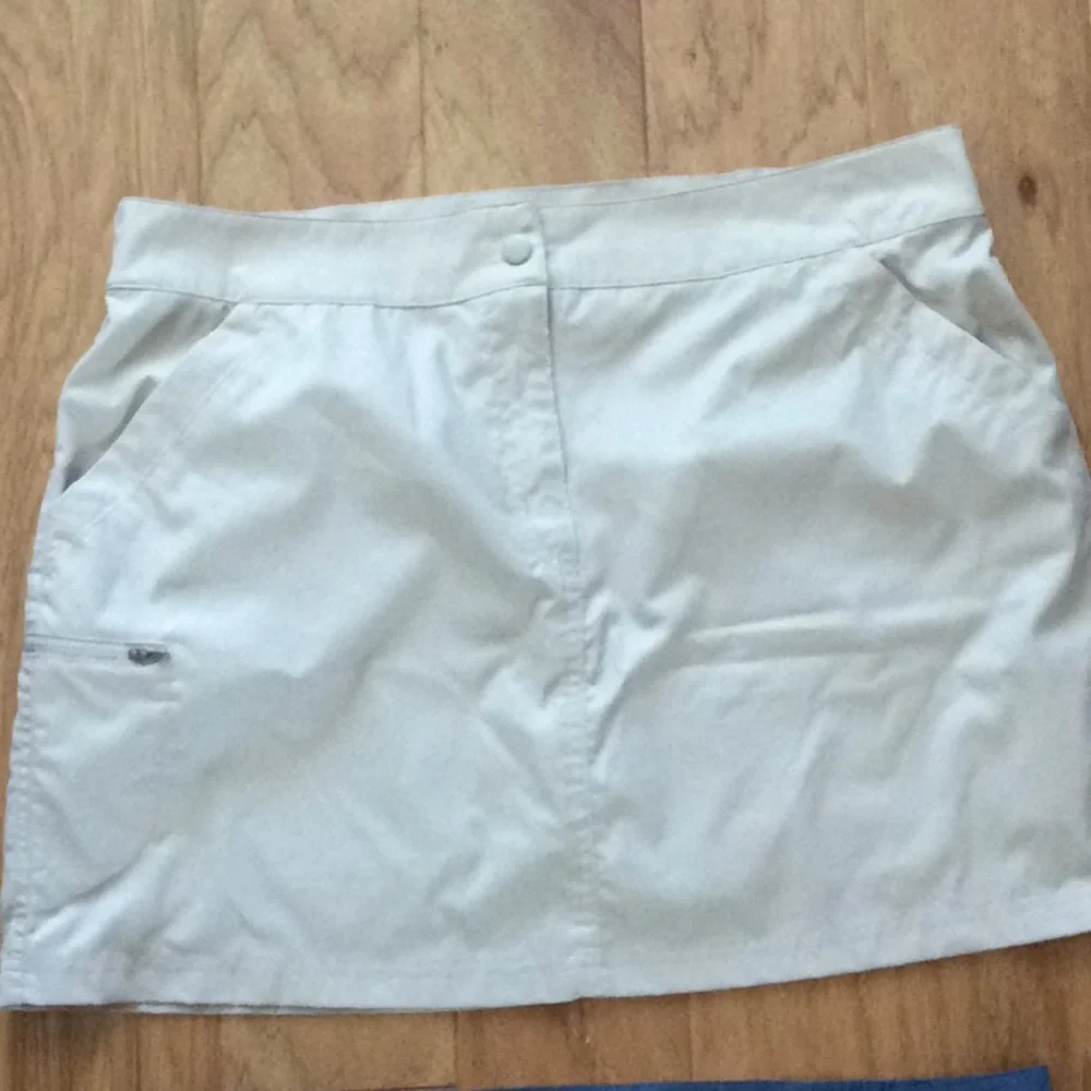 Skorts-Twin pack - Picture 3 of 8